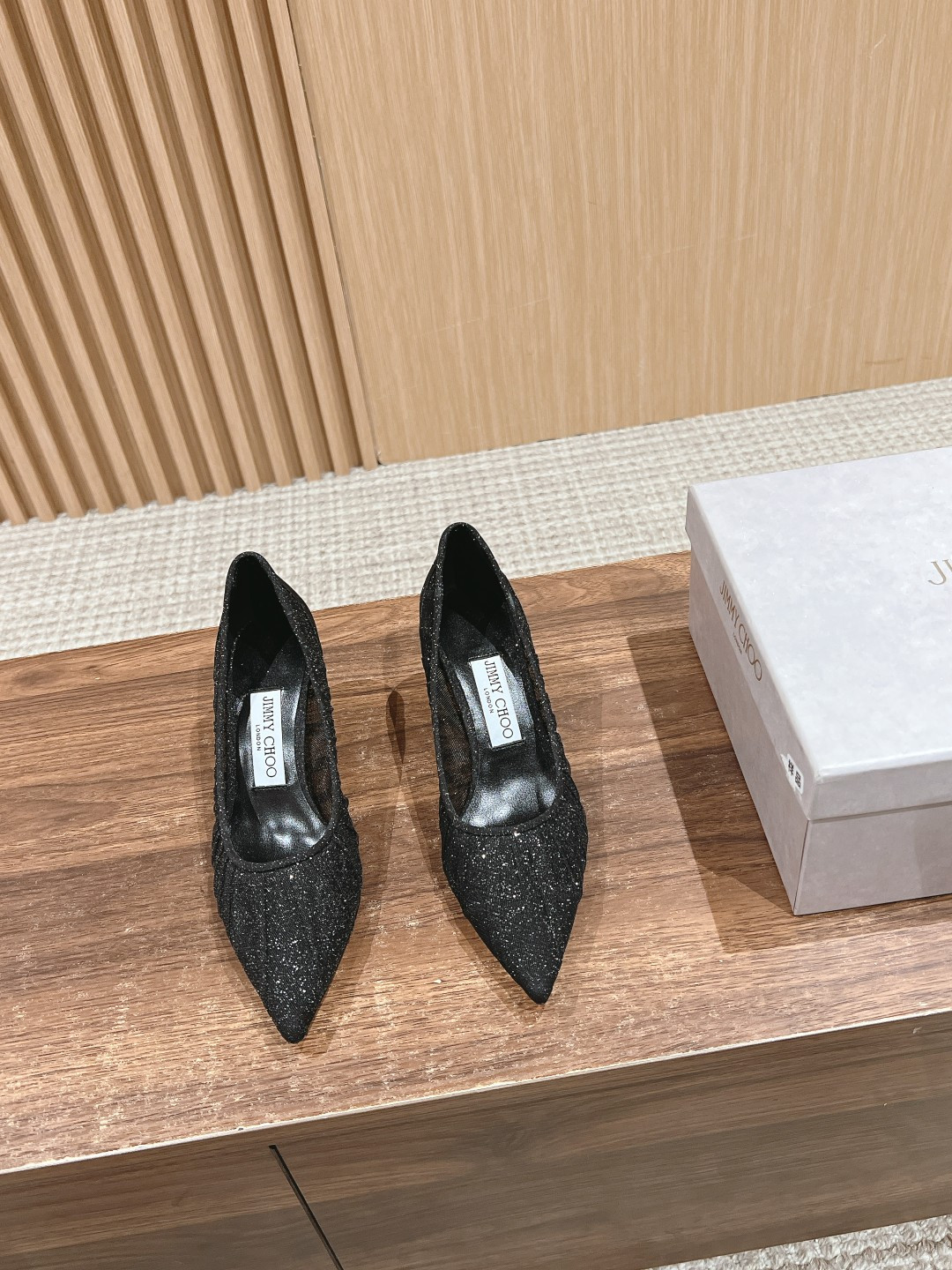 UA Ji*y Ch* Pumps