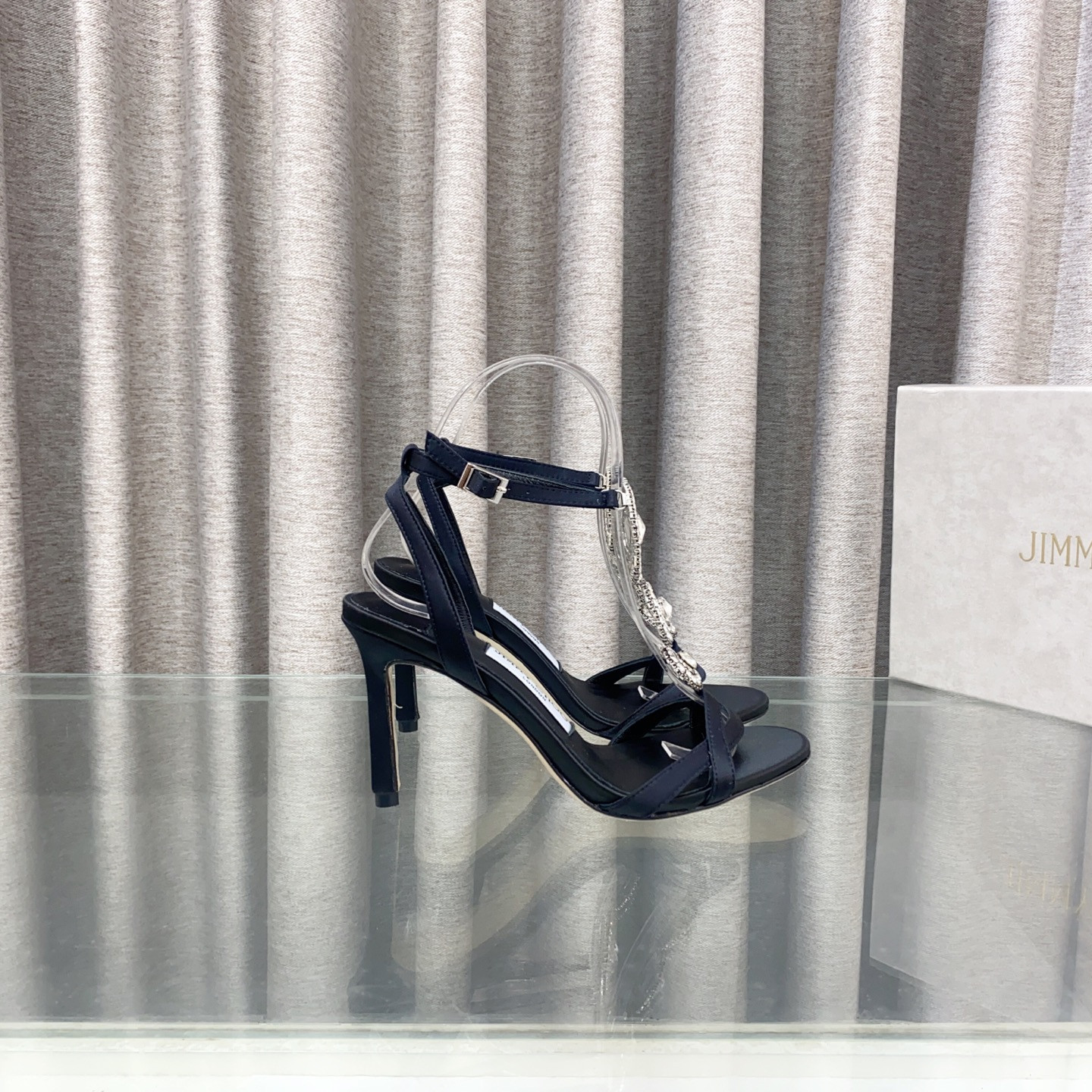 UA Ji*y Ch* Sandals 8.5cm